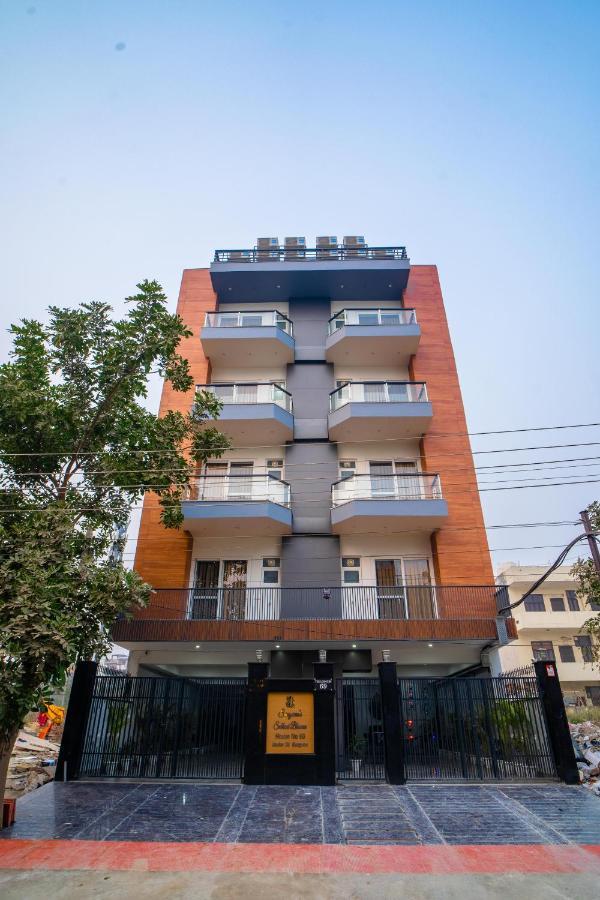 The Lodgers 1 Bhk Serviced Apartment Golf Course Road 古尔冈 外观 照片